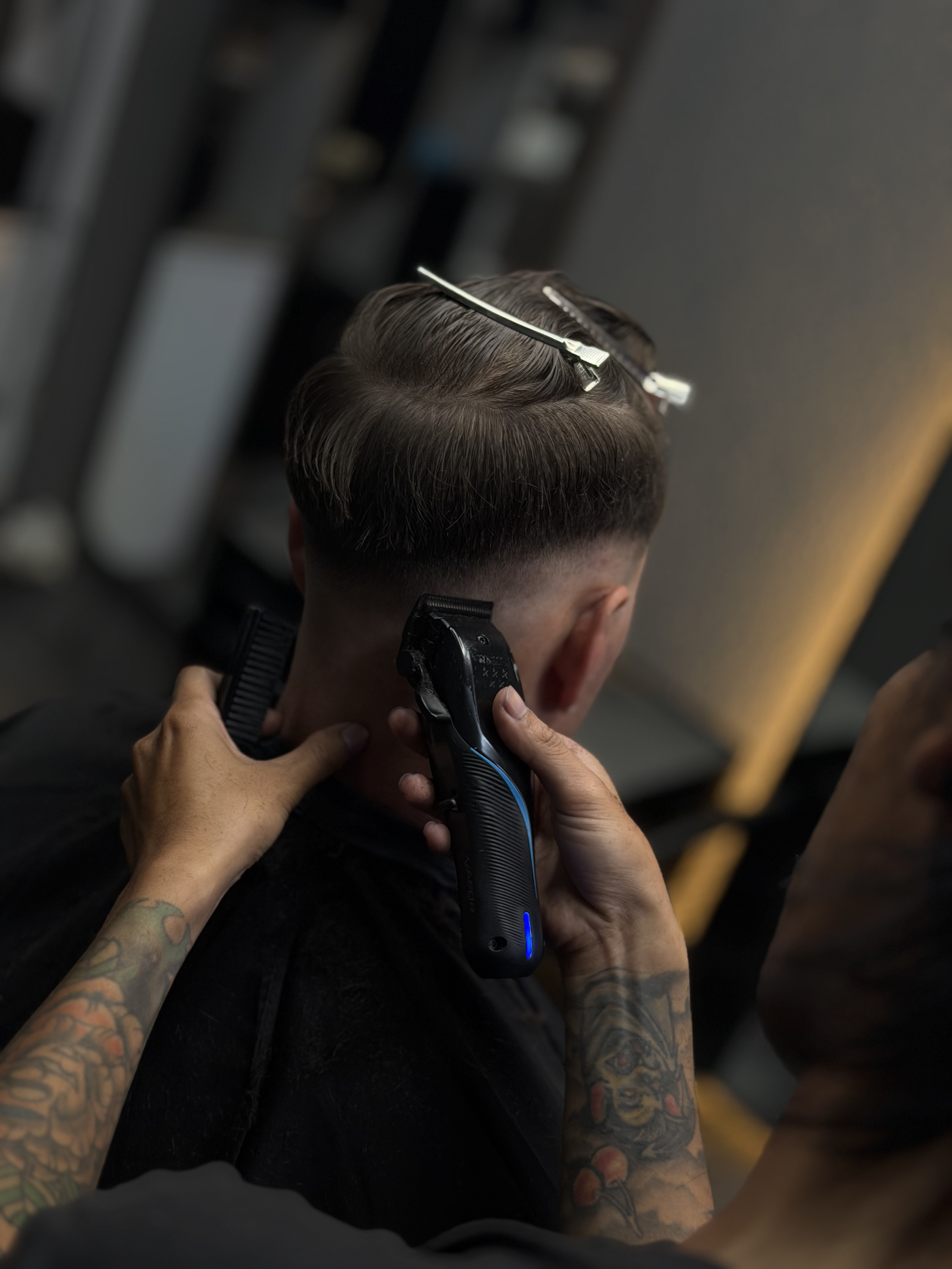 Triple Line Barbershop pricelist background interior